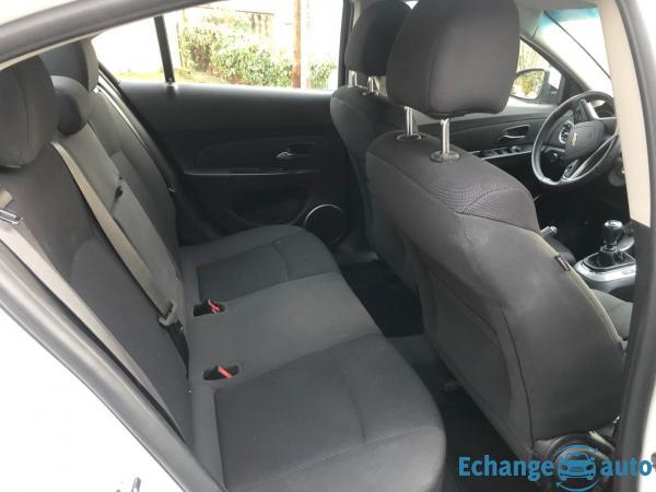 CHEVROLET Cruze 1.6 16V 124cv 79900 kms 