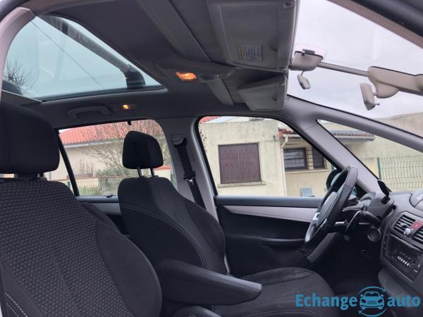 CITROEN Grand C4 Picasso 110 Millenium BMP6 7pl