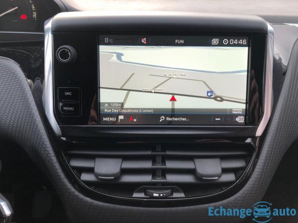 PEUGEOT 2008 1.2 PureTech 82ch GPS 29 000 kms