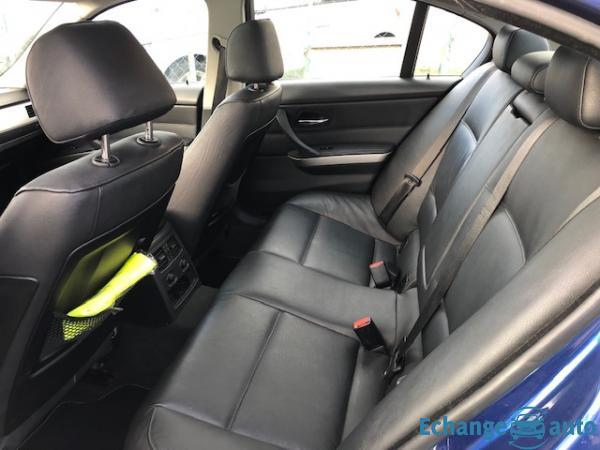 BMW SERIE 3 E90 325d 197ch Luxe A