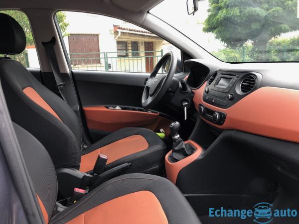 HYUNDAI i10 i10 1.0 66 UEFA EURO 2016 38000 kms