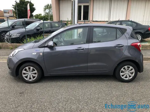 HYUNDAI i10 i10 1.0 66 UEFA EURO 2016 38000 kms