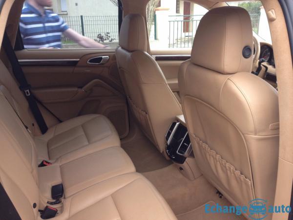 PORSCHE Cayenne Turbo FULL OPTIONS