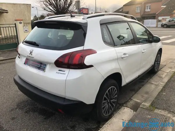 PEUGEOT 2008 1.2 PureTech 82ch GPS 29 000 kms