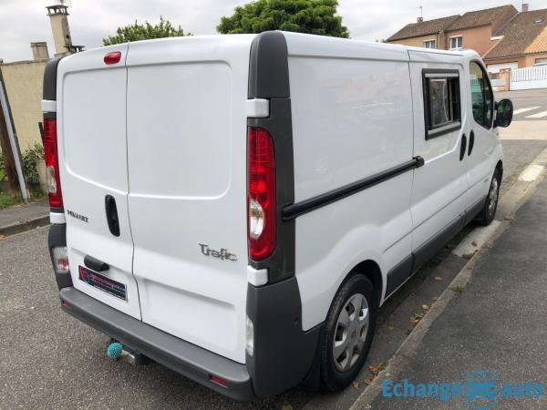 RENAULT TRAFIC FOURGON 2.5 DCI 150 L2H1 1200 KG