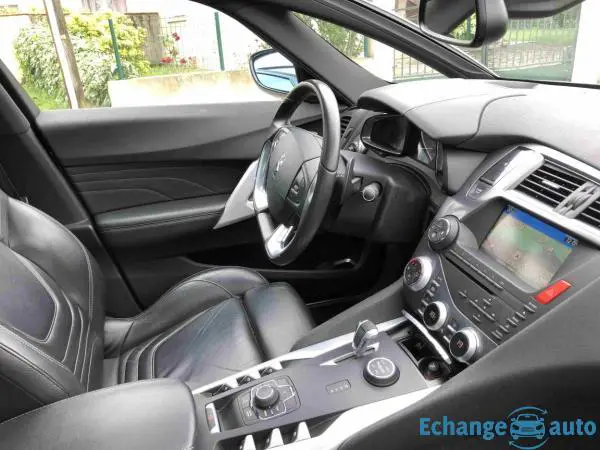 CITROEN DS5 Hybrid4 Sport Chic ETG6