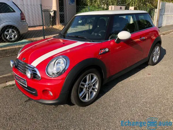 MINI Mini Cooper D 112ch Red Hot Chili II BVA