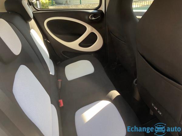 SMART FORFOUR PASSION 71 cv GPS 2016 13400 kms