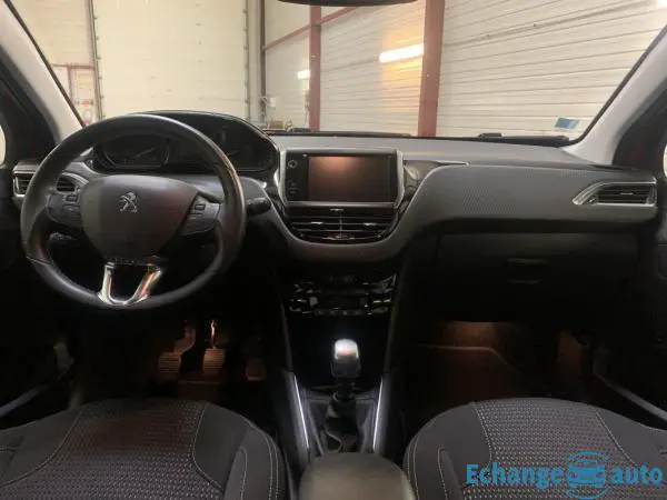 Peugeot 208 1.2 e-THP Allure 110 ch