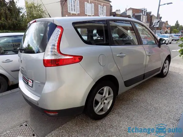 RENAULT GRAND SCENIC III dCi 130 Expression 7 pl