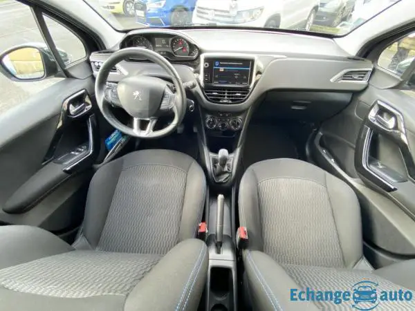 Peugeot 208 1.2 PureTech 82 ch Style 5p 41000Kms 2017+ Jantes Gt-Line