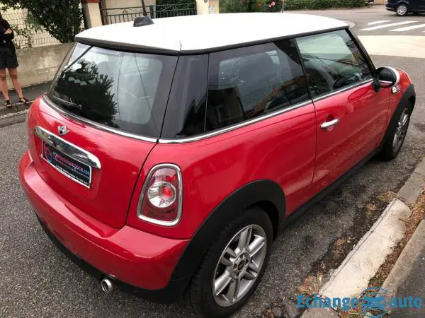 MINI Mini Cooper D 112ch Red Hot Chili II BVA