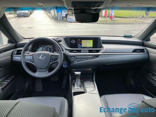 Lexus ES 300h Executive Line