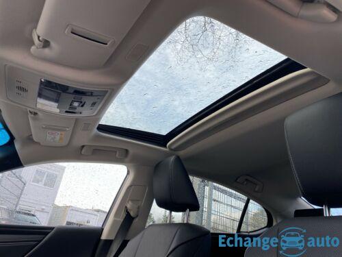 Lexus ES 300h Executive Line