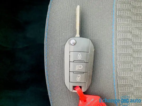 Peugeot 208 1.2I PURETECH 12V S&S - 82 SIGNATURE