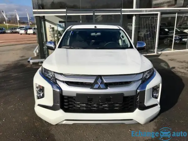 Mitsubishi L200 CLUB CAB 2.2 DI-D 150 4WD INVITE BENNE HYDRAULIQUE 2P