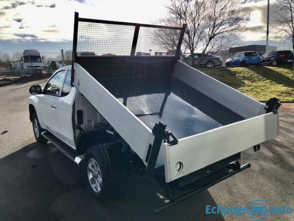 Mitsubishi L200 CLUB CAB 2.2 DI-D 150 4WD INVITE BENNE HYDRAULIQUE 2P