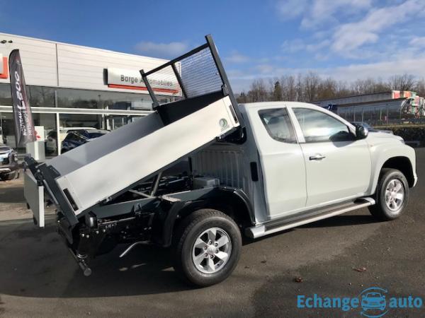Mitsubishi L200 CLUB CAB 2.2 DI-D 150 4WD INVITE BENNE HYDRAULIQUE 2P