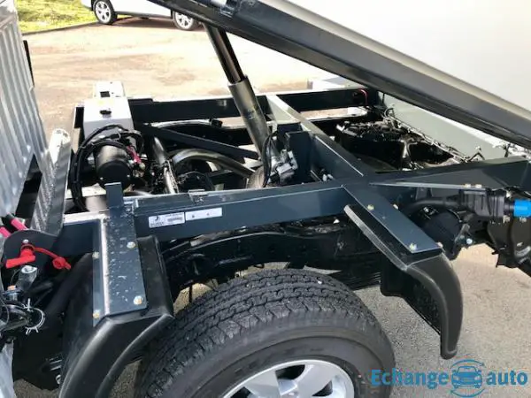 Mitsubishi L200 CLUB CAB 2.2 DI-D 150 4WD INVITE BENNE HYDRAULIQUE 2P