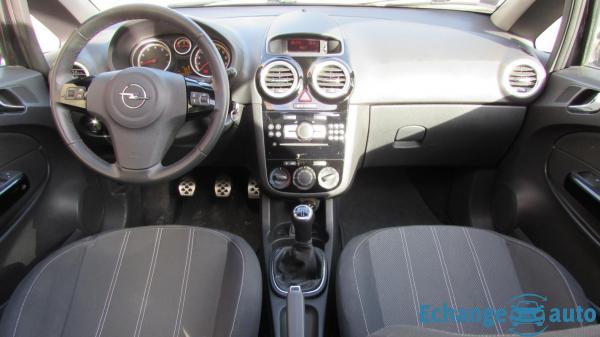 Opel Corsa 1.4i Twinsport 100cv Color Edition