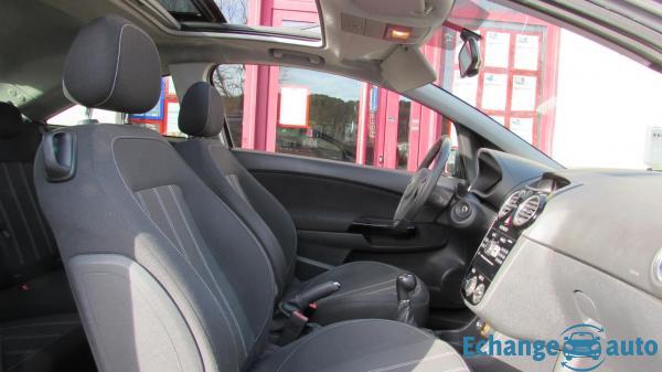 Opel Corsa 1.4i Twinsport 100cv Color Edition