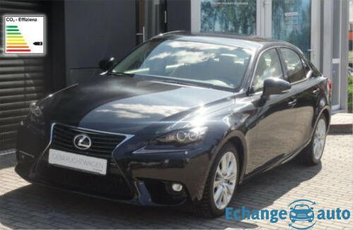 Lexus IS 200t Luxury Line