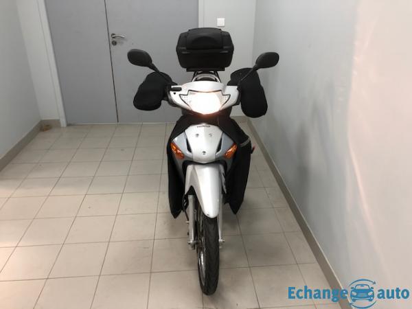 Honda INNOVA 125 - INNOVA125