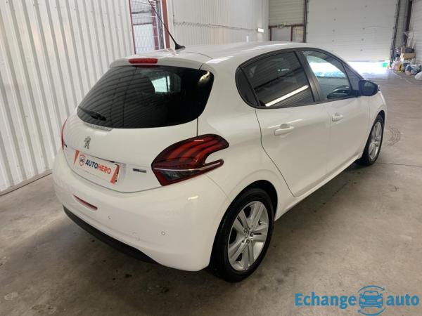 Peugeot 208 1.2 e-VTi Style 82 ch