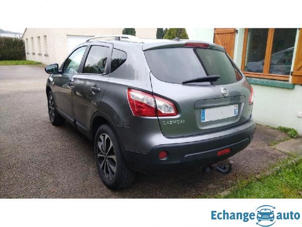 NISSAN QASHQAI 2.0 dCi 150 FAP All-Mode Connect Edition