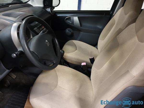 Peugeot 107 1.0 i 68 CH - GARANTIE 6 MOIS