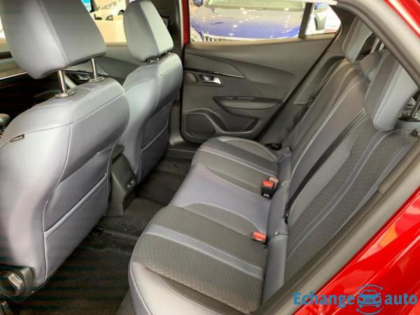 Peugeot 2008 ALLURE PureTech 130 Camera AR+VT+JA17