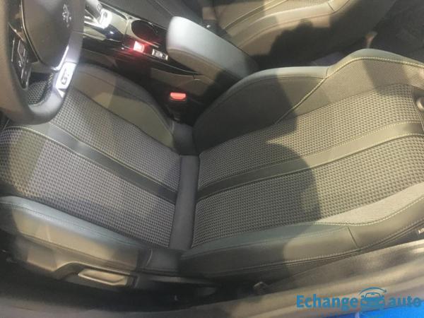 Peugeot 208 GT Line PureTech 130 EAT8 Toit Black