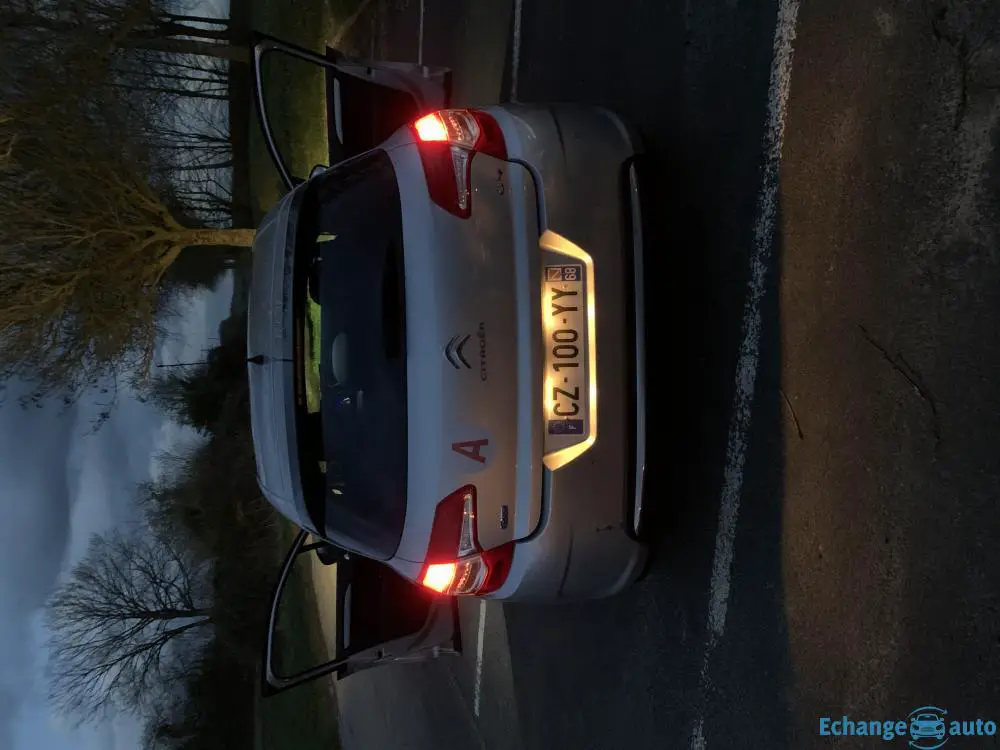 Citroën C4 1.6L e-HDI 115ch
