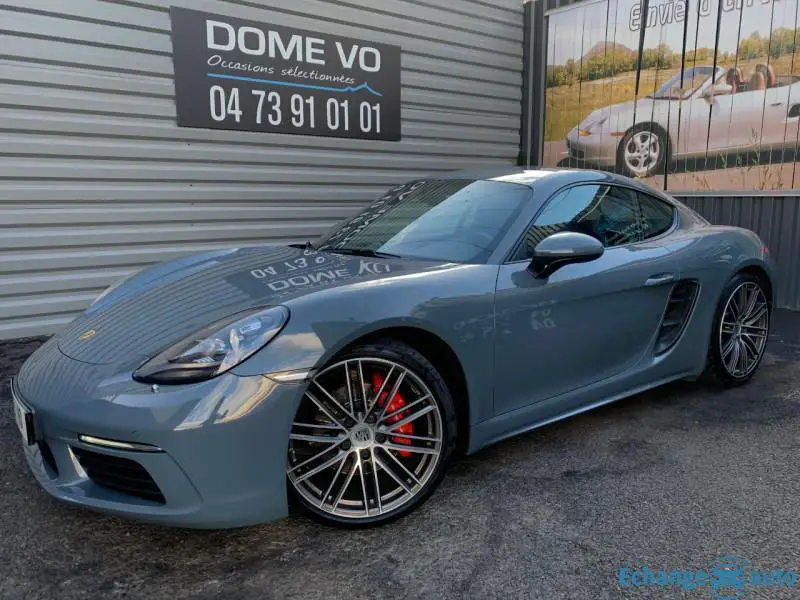 PORSCHE 718 CAYMAN