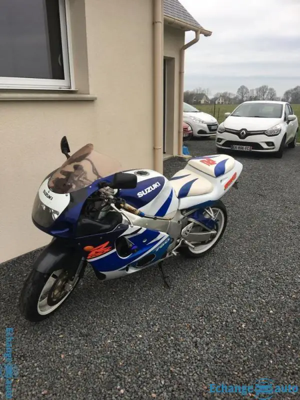 Gsxr SRAD 750 1998 injection