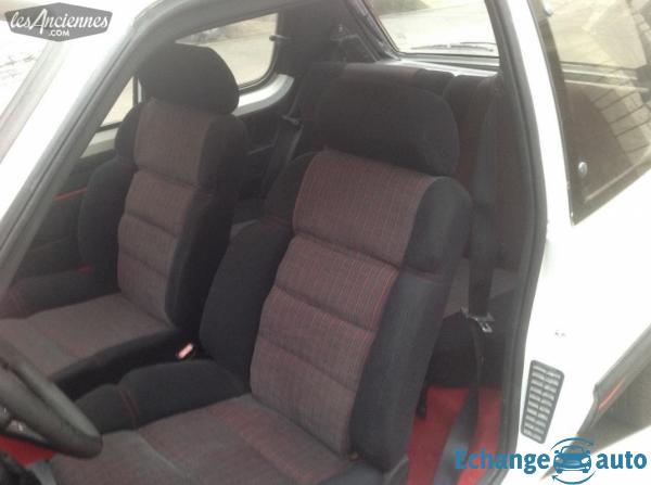 PEUGEOT 205 205 1.6 GTi