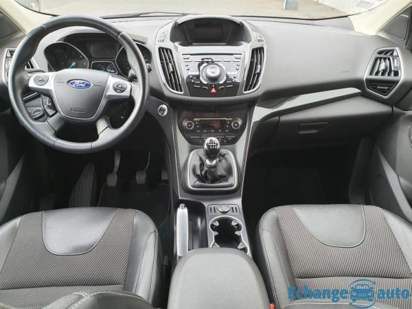 Ford Kuga 2.0 TDCI 16V 150 TITANUIM