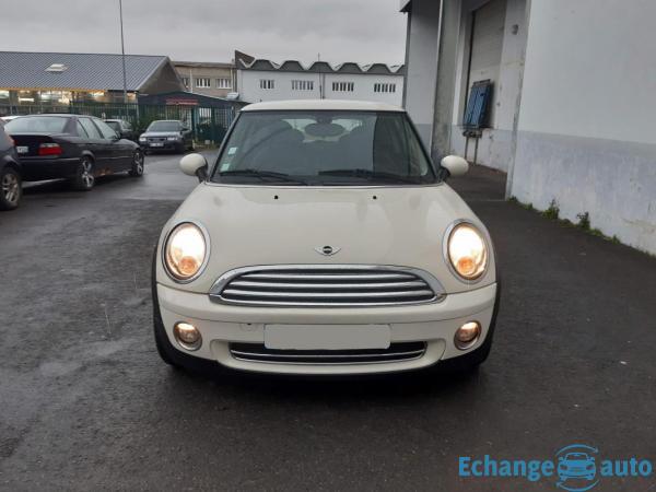 Mini Cooper 1.6i 120 PACK CHILI