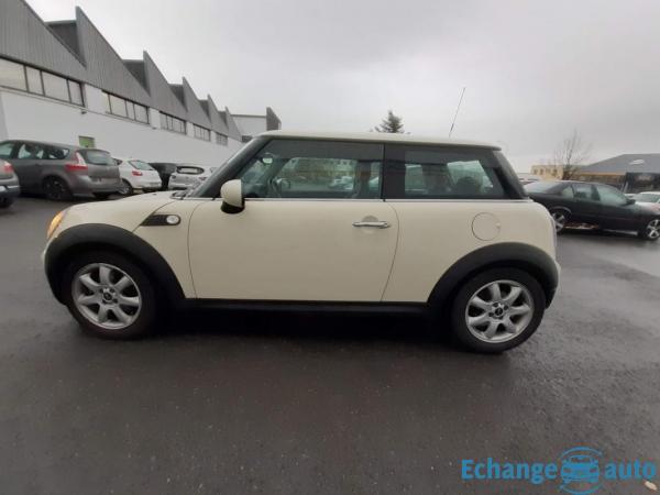 Mini Cooper 1.6i 120 PACK CHILI