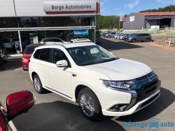 Mitsubishi Outlander PHEV 3 III (2) TWIN MOTOR 4WD INTENSE MY19