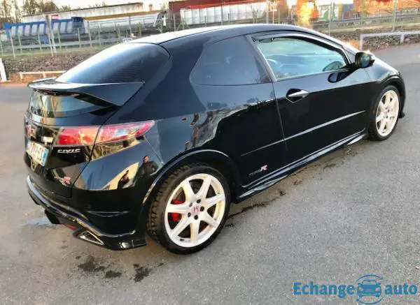 Honda Civic VIII 2.0 I-VTEC 201 TYPE R 3P