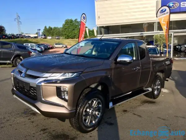 Mitsubishi L200 CLUB CAB 2.2 DI-D 150 4WD INSTYLE 2p