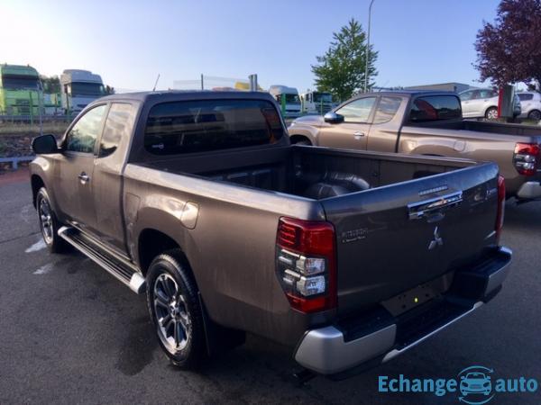 Mitsubishi L200 CLUB CAB 2.2 DI-D 150 4WD INTENSE 2p