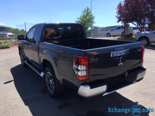 Mitsubishi L200 CLUB CAB 2.2 DI-D 150 4WD INTENSE 2p