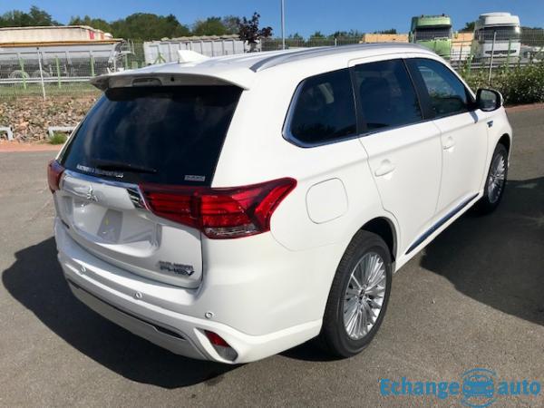 Mitsubishi Outlander PHEV 3 III (2) TWIN MOTOR 4WD INTENSE MY19
