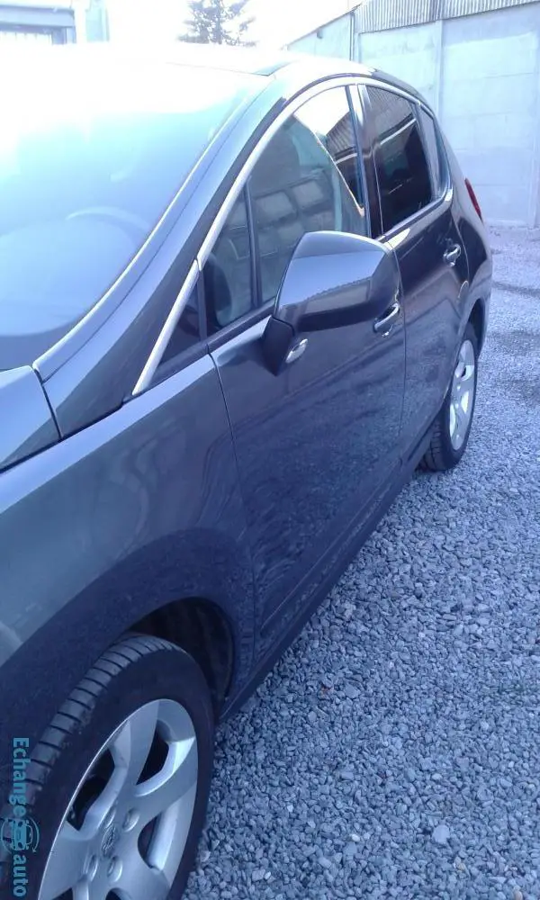 Peugeot 3008 1.6hdi 112 cv