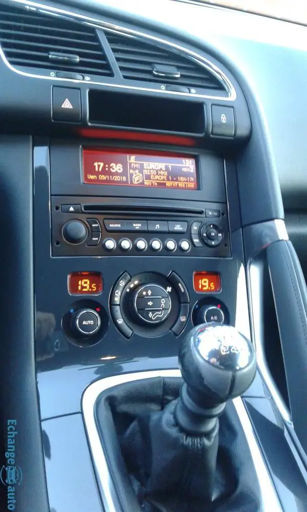 Peugeot 3008 1.6hdi 112 cv