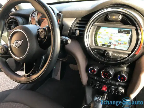 MINI MINI F56 LCI Mini Cooper 136 ch BVA7 Chili