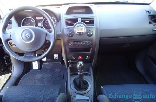 Renault Mégane Coupé 2.0l 230 CH R26R R26-R