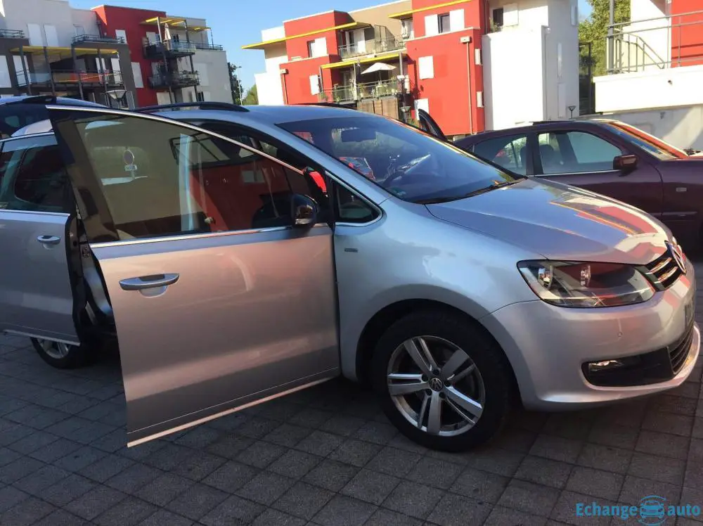 Volkswagen Sharan 6 places